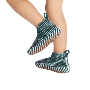 Bombas Youth Gripper Slippers in Midnight Teal size 1-5
